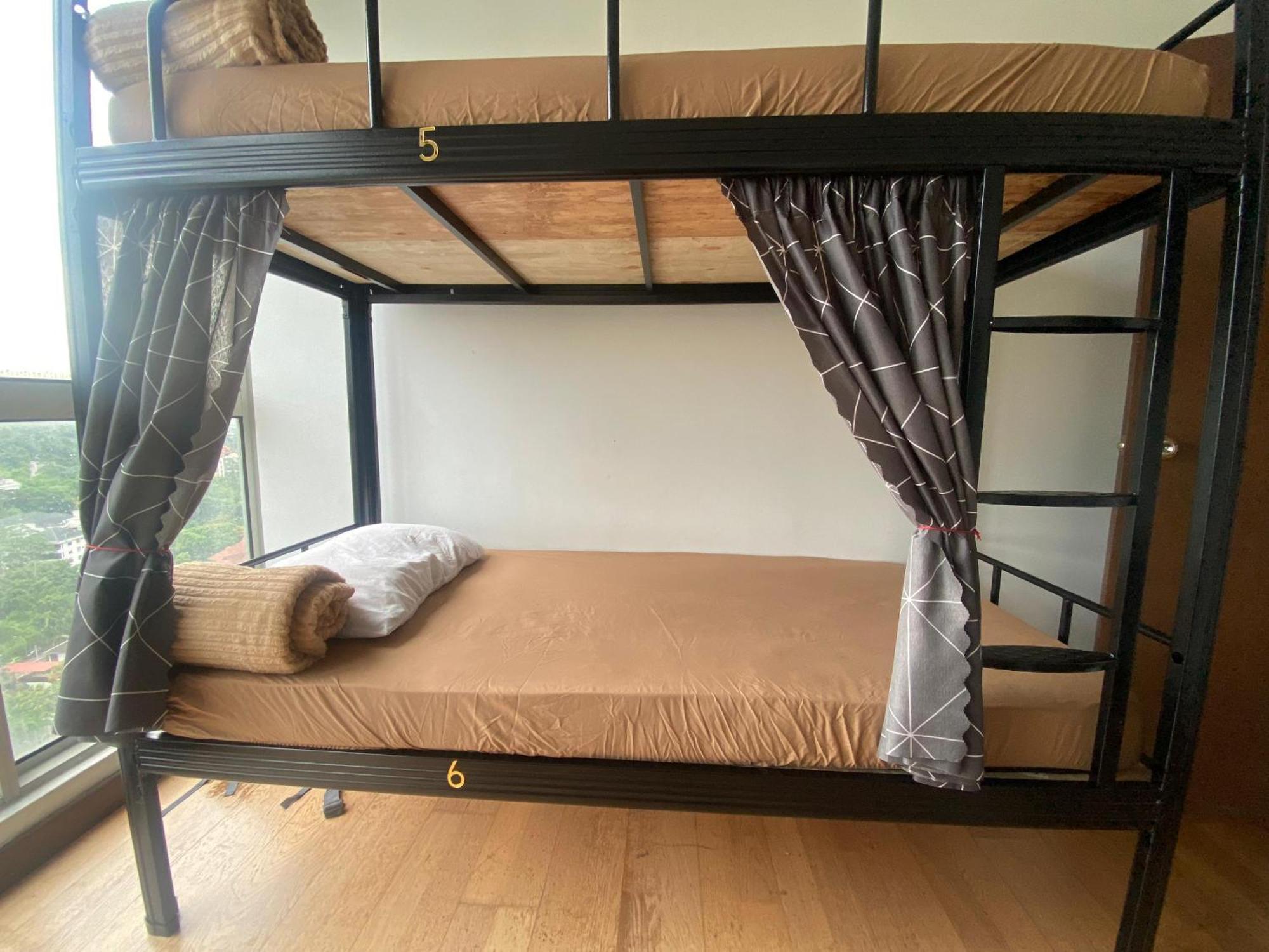 Regalia Exclusive Hostel Kuala Lumpur Exterior photo