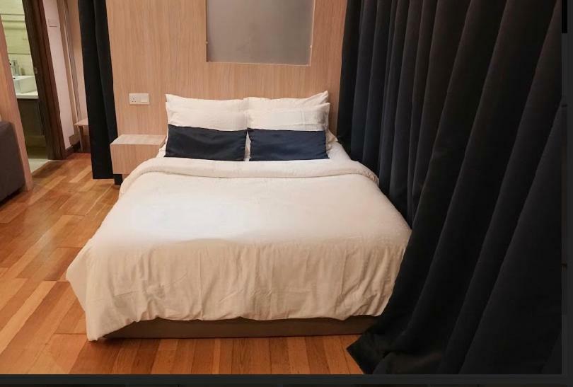 Regalia Exclusive Hostel Kuala Lumpur Exterior photo